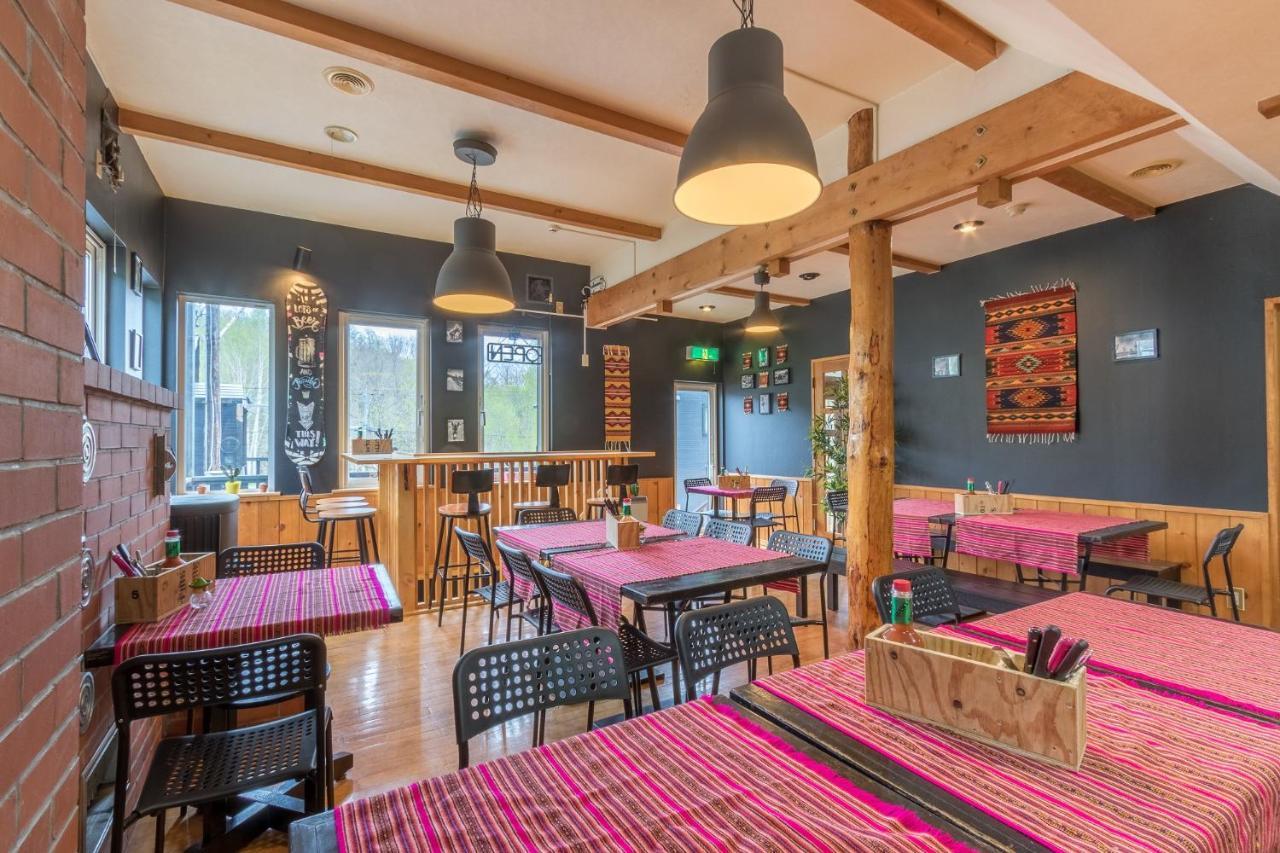 Freeride Backpackers Lodge นิเซโกะ ภายนอก รูปภาพ