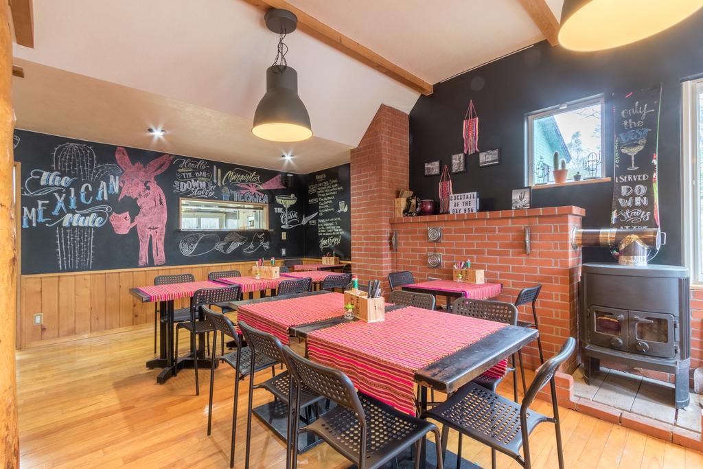Freeride Backpackers Lodge นิเซโกะ ภายนอก รูปภาพ